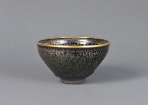 国宝油滴天目茶碗　大阪市立東洋陶磁美術館(住友グループ寄贈安宅コレクション)　写真：六田知弘